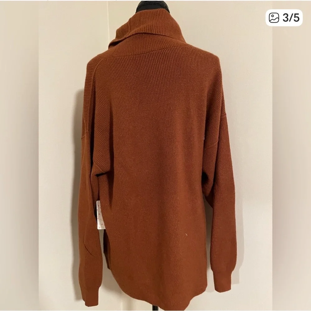 NWT‎ Free People oversized rust sweeter